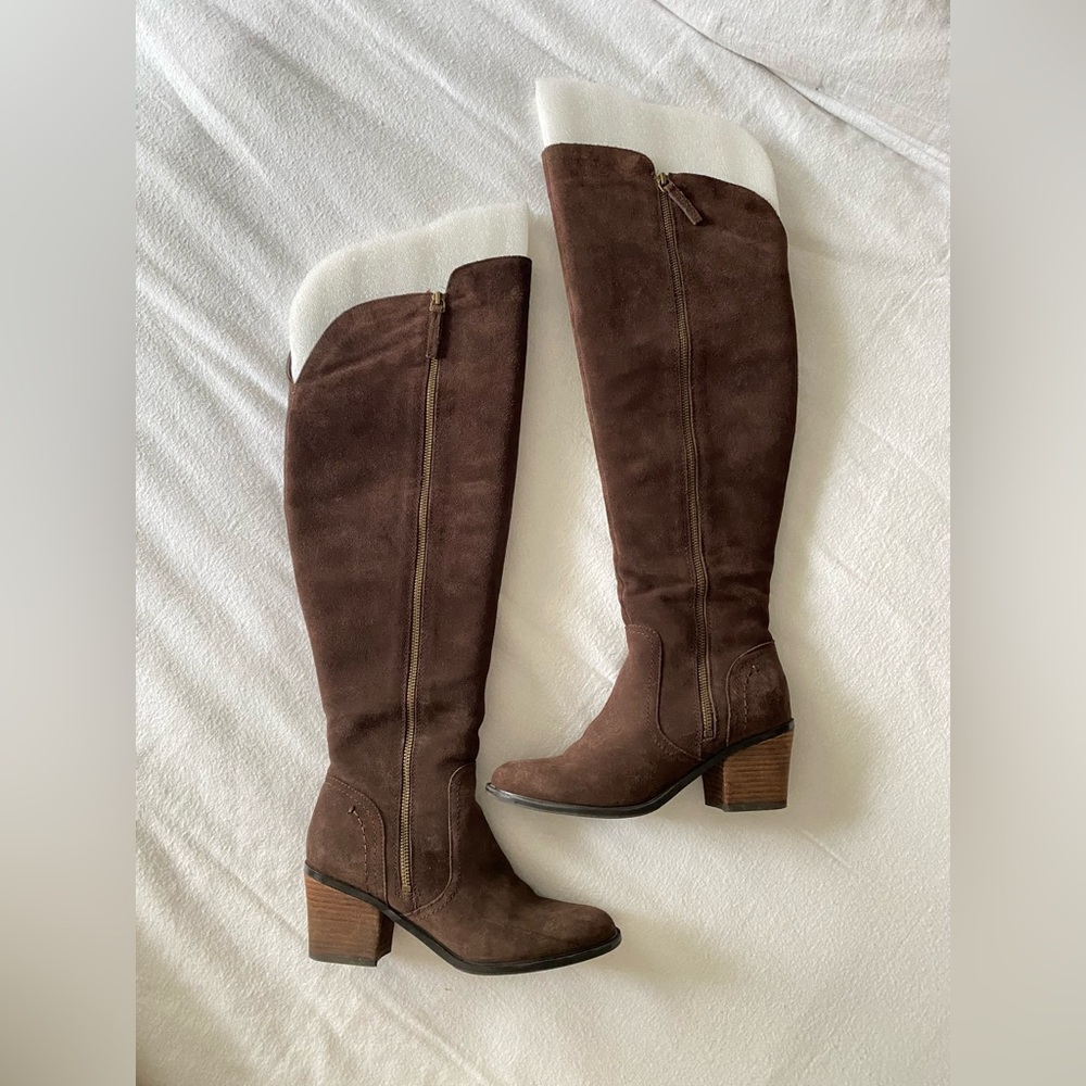 CROWN VINTAGE Over the Knee Boot